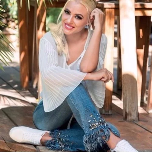 Λάουρα Νάργες: Το συγκινητικό μήνυμα στο Instagram