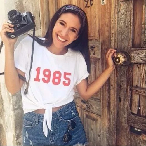 Ελένη Βαΐτσου: Βολτάρει στο κέντρο της Αθήνας και μας χαρίζει το πιο όμορφο χαμόγελο