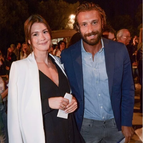 Γιάννης Μαρακάκης - Νίκη Θωμοπούλου: Λαμπερή εμφάνιση στο Ηρώδειο