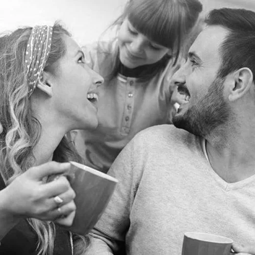 Ούτε ελαστικοί, ούτε αυταρχικοί. Οι αποφασιστικοί γονείς τα πάνε καλύτερα