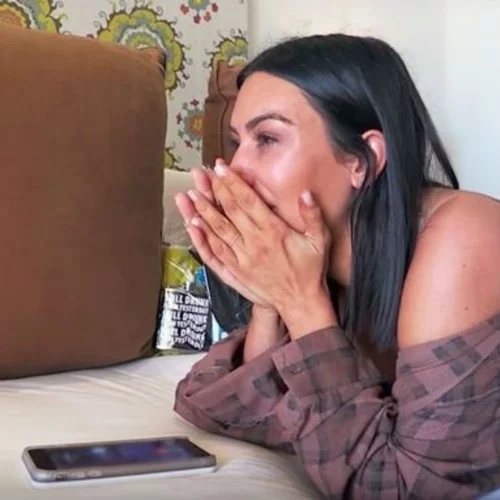 Kim Kardashian: To ξέσπασμα και το άγχος μετά τη ληστεία στο Παρίσι (βίντεο)