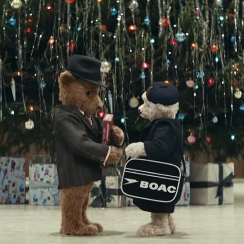 Τα αξιολάτρευτα αρκουδάκια του Heathrow επιστρέφουν ξανά για τα Χριστούγεννα