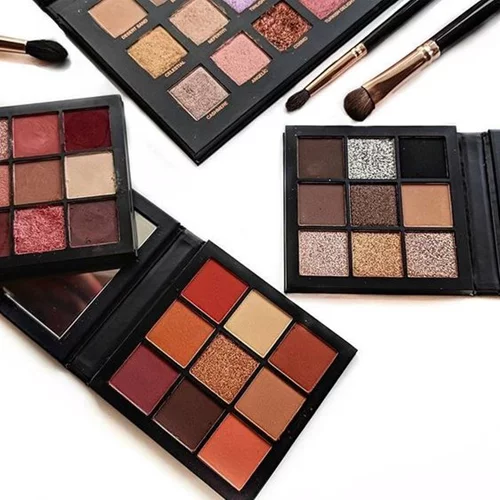 Τι συμβαίνει όταν ένα παιδάκι μπαίνει στα Sephora και έχει διάθεση να παίξει;