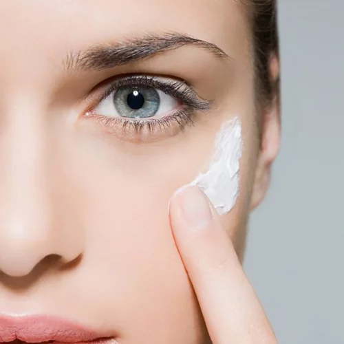 Πώς να φροντίσεις την επιδερμίδα σου τις κρύες μέρες του χειμώνα (πρόσωπο και σώμα)!