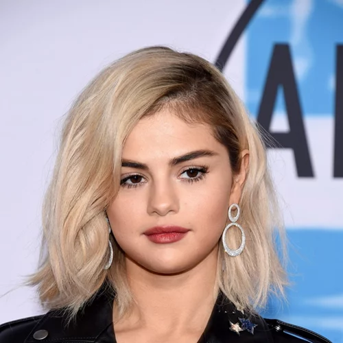 Η Selena Gomez εμφανίστηκε πιο όμορφη από ποτέ!