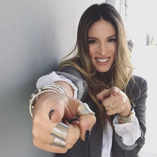 Αθηνά Οικονομάκου | Βραδινή έξοδος στον 6ο μήνα της εγκυμοσύνης