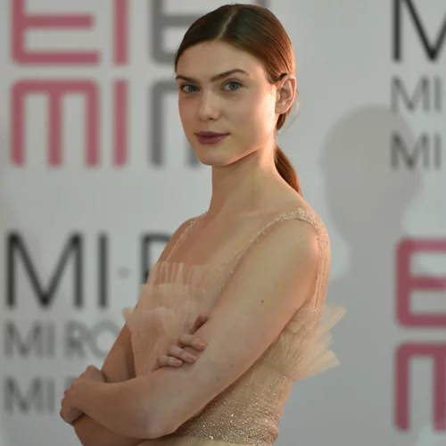 MI-RŌ Couture AW2017: Όλα όσα πρέπει να ξέρεις για τα παραμυθένια hair looks που ξεχώρισαν