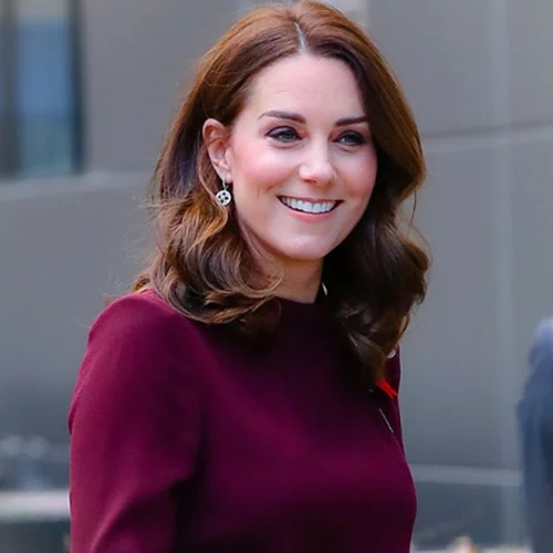 Kate Middleton | Η Βασίλισσα Ελισάβετ της δάνεισε το πιο υπέροχο κόσμημα!