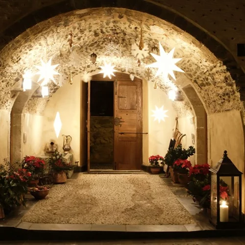 Kinsterna | Ζήσε ένα μαγικό ταξίδι στο χρόνο τα Χριστούγεννα και την Πρωτοχρονιά