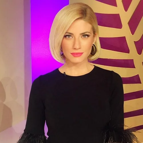Καρέ μαλλιά | Ποιες celebrities έχουν υιοθετήσει ένα από τα πιο αγαπημένα hairlook;
