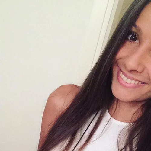 Ilia’s Hair Stories by Pantene: Έχεις πολύ μακριά μαλλιά; Ορίστε ο καλύτερος τρόπος να τα φροντίζεις