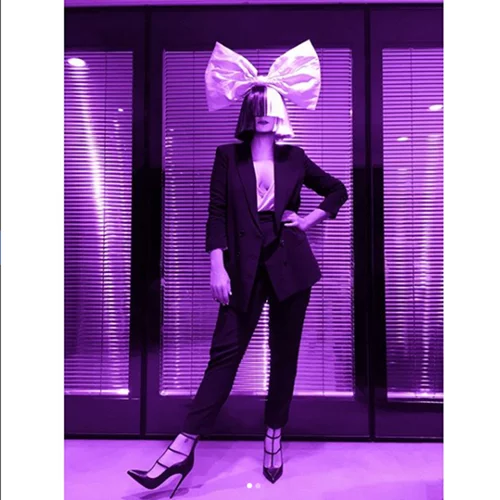 Sia | Δημοσίευσε μόνη της γυμνές φωτογραφίες της