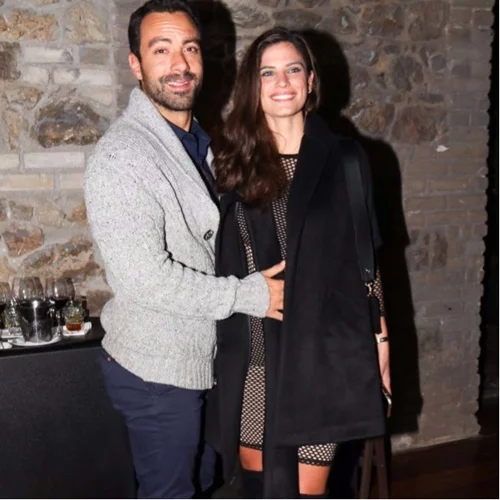 Σάκης Τανιμανίδης & Χριστίνα Μπόμπα | Βραδινή έξοδος μαζί με την Βίκυ Χατζηβασιλείου