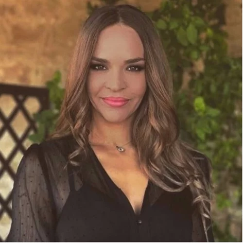 Νικολέττα Καρρά | Ταξίδι στην Κούβα με τον σύζυγό της