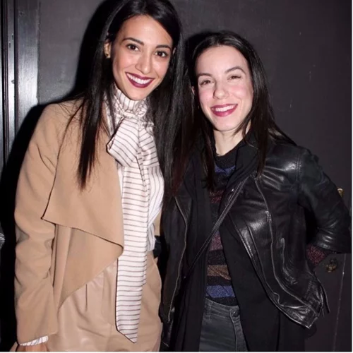 Θέατρο Αλκμήνη | Ποιους celebrities είδαμε στην πρεμιέρα "Το μπουφάν της Χάρλευ";