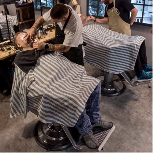 H IKEA έφερε το παγκόσμιο κίνημα Movember στο κατάστημά της και άφησε... μουστάκι για καλό σκοπό!