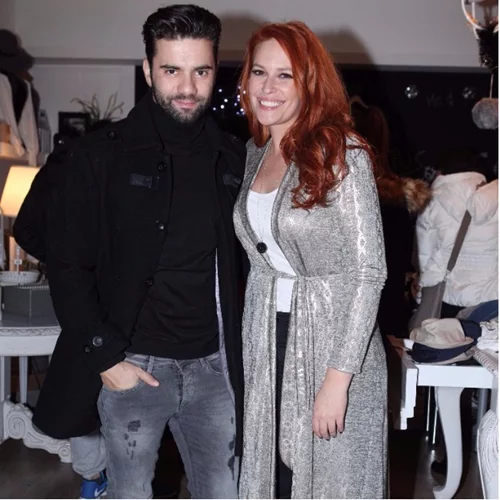 Σίσσυ Χρηστίδου & Θοδωρής Μαραντίνης | Στόλισαν το Χριστουγεννιάτικο δέντρο τους