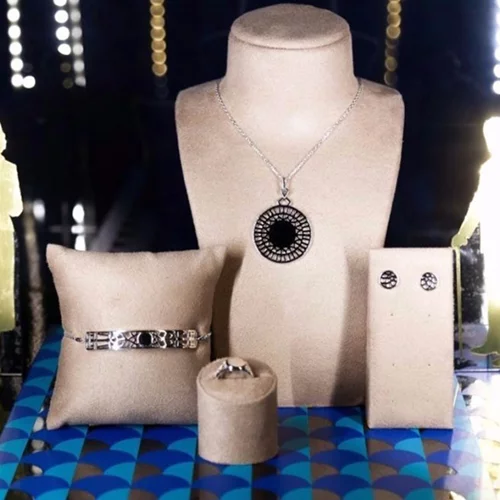 Έγκλημα στο Οριάν Εξπρές: Μία κινηματογραφική πρεμιέρα μαζί με την πιο λαμπερή παρουσίαση κοσμημάτων