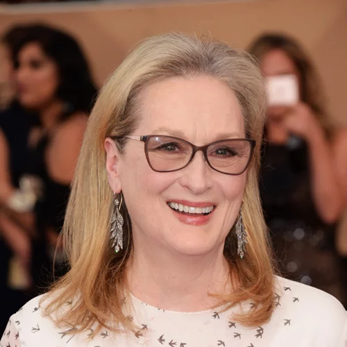 Meryl Streep | Τρομάξαμε να τη γνωρίσουμε με το νέο ginger look της