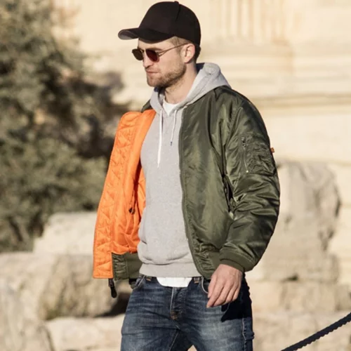 Robert Pattinson | Το νέο του κορίτσι είναι μοντέλο και μάλιστα από τα πιο διάσημα!