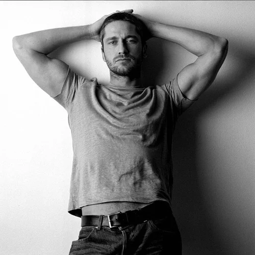 Gerard Butler | Πιο ερωτευμένος από ποτέ στη πρεμιέρα της νέας του ταινίας