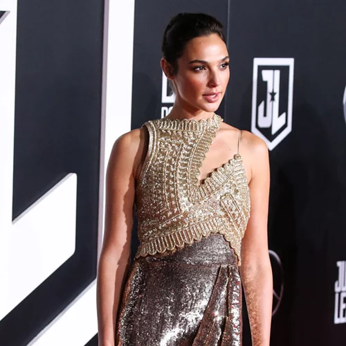 Η Gal Gadot θα υποδυθεί την Κλεοπάτρα σε νέα ταινία της Patty Jenkins