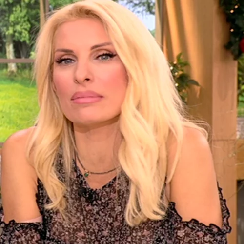 Ελένη Μενεγάκη | Η απρόσμενη κίνηση on air: «Θα κλάψω, δεν το πιστεύω!»