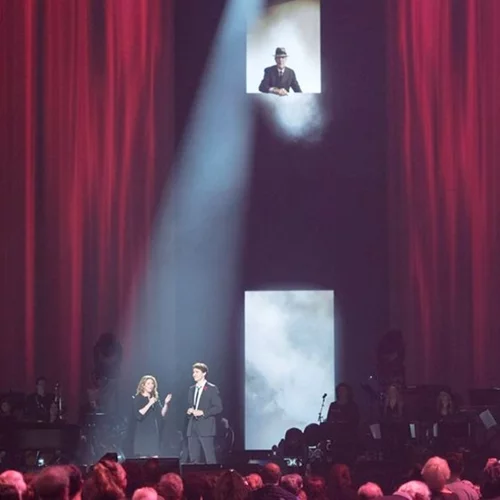 Το Μόντρεαλ τίμησε τη μνήμη του Leonard Cohen με μια μεγάλη συναυλία