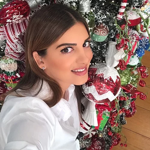 Σταματίνα Τσιμτσιλή | Το γεύμα που απόλαυσε με τις κόρες της