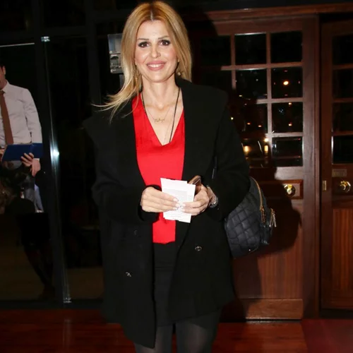 Έλενα Ράπτη | Σπάνια βραδινή έξοδος