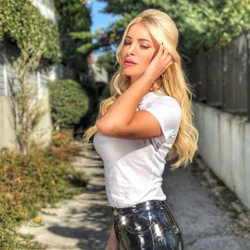 Κατερίνα Καινούργιου | Το ξέσπασμα on air για το προσβλητικό εξώφυλλο με τη φωτογραφία της