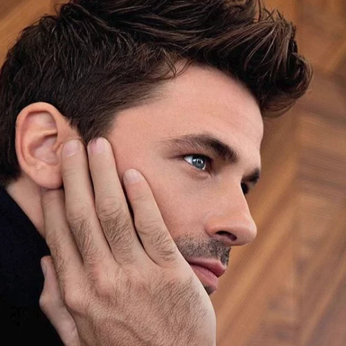 Αποστόλης Τότσικας | Το γλυκό video με την κορούλα του