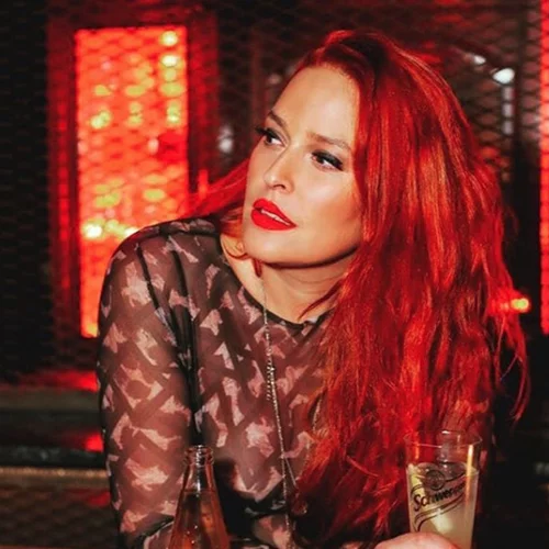 Σίσσυ Χρηστίδου | Ποζάρει με νέο εντυπωσιακό look