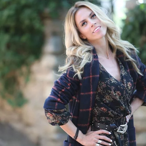 Ντορέττα Παπαδημητρίου | Στόλισε το δέντρο μαζί με τα παιδιά της