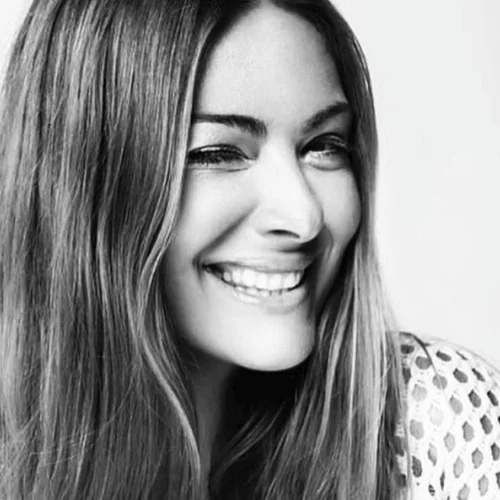 Δέσποινα Καμπούρη | Βόλτα με την κόρη της στην Γλυφάδα