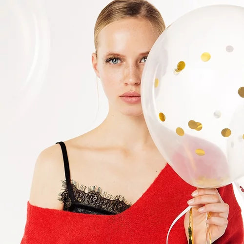 Τι θα φορέσεις στο Ρεβεγιόν; | 5+1 ιδέες για κορίτσια που μισούν τις παγιέτες