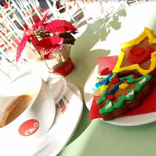 Η Γλυφάδα έχει και πάλι το δικό της Cake!