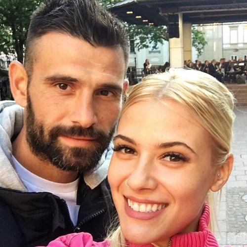 Μιχάλης Μουρούτσος - Λάουρα Νάργες | Χειμερινές διακοπές λίγο πριν τα Χριστούγεννα!