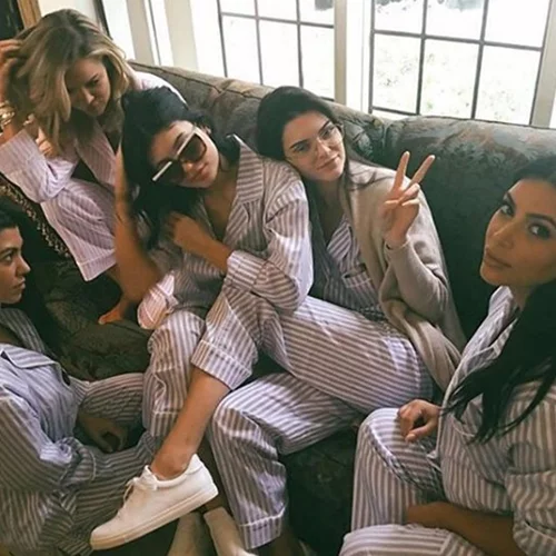 Η χριστουγεννιάτικη κάρτα των Kardashians θα είναι φέτος διαφορετική!