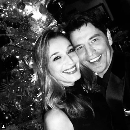 Ο Σάκης Ρουβάς ανέβασε την ΠΙΟ γλυκιά φωτογραφία των Χριστουγέννων