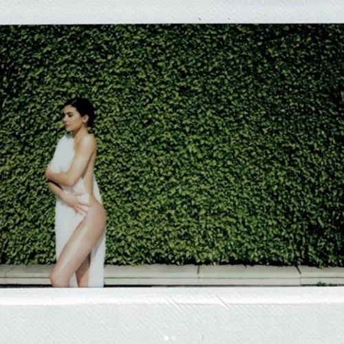 Είναι η Kylie Jenner τελικά έγκυος; Συγκεντρώσαμε τα στοιχεία και αποφασίσαμε