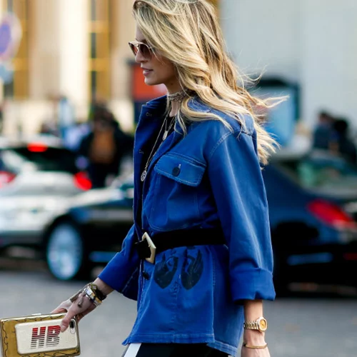 5 χρώματα που ταιριάζουν πάντα *τέλεια* στις ξανθιές