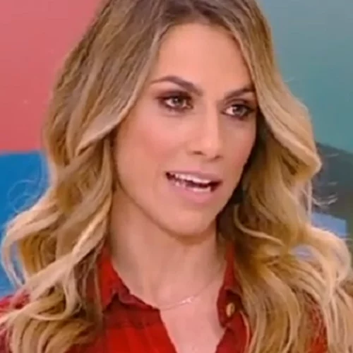 Ντορέττα Παπαδημητρίου | O λόγος που δεν μπόρεσε να συγκρατήσει τα δάκρυά της σε τηλεοπτική εκπομπή