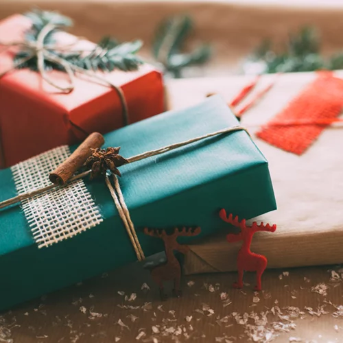 Αυτά τα Χριστούγεννα χάρισε το δώρο του... Χρόνου!