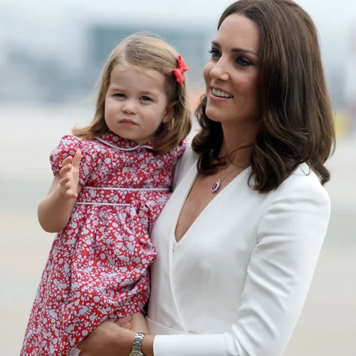 Γιατί το παλάτι δεν δημοσίευσε φωτογραφία γενεθλίων της πριγκίπισσας Charlotte;