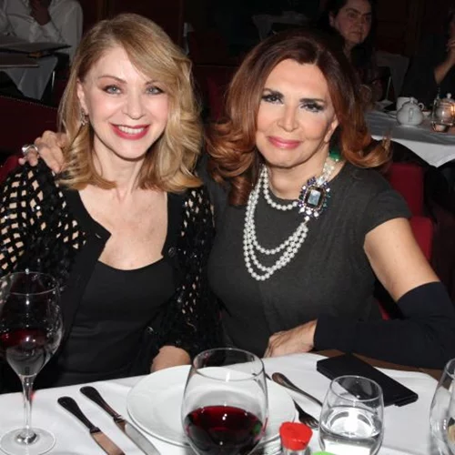 Έλλη Στάη & Μιμή Ντενίση | Κοσμική έξοδος για τις δύο γοητευτικές κυρίες