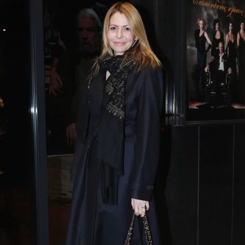 Τζένη Μπαλατσινού | Βραδινή έξοδος με την αδερφή του Βασίλη Κικίλια