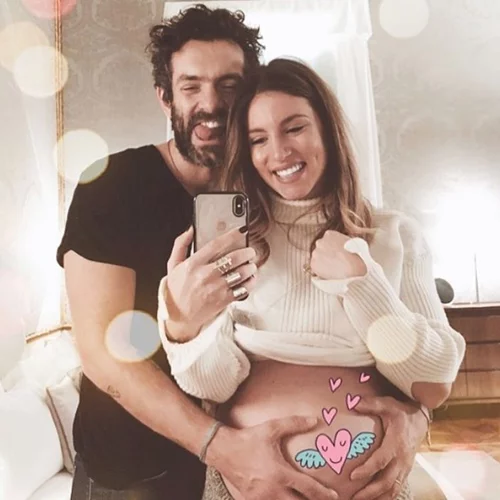 Αθηνά Οικονομάκου & Φίλιππος Μιχόπουλος | Βραδινή έξοδος λίγο πριν γίνουν γονείς