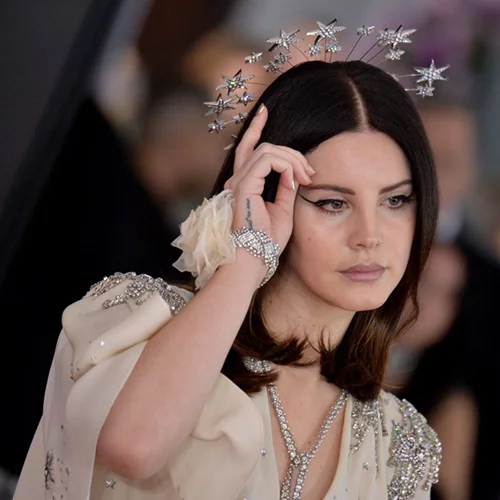 Grammys 2018: Οι λεπτομέρειες που ξεχωρίσαμε στο φετινό red carpet