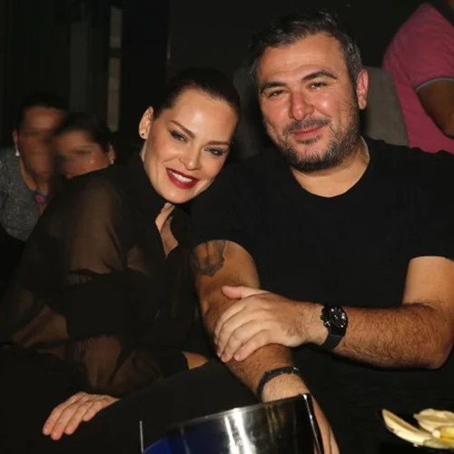 Αντώνης Ρέμος | Πρόταση γάμου στην Υβόννη Μπόσνιακ